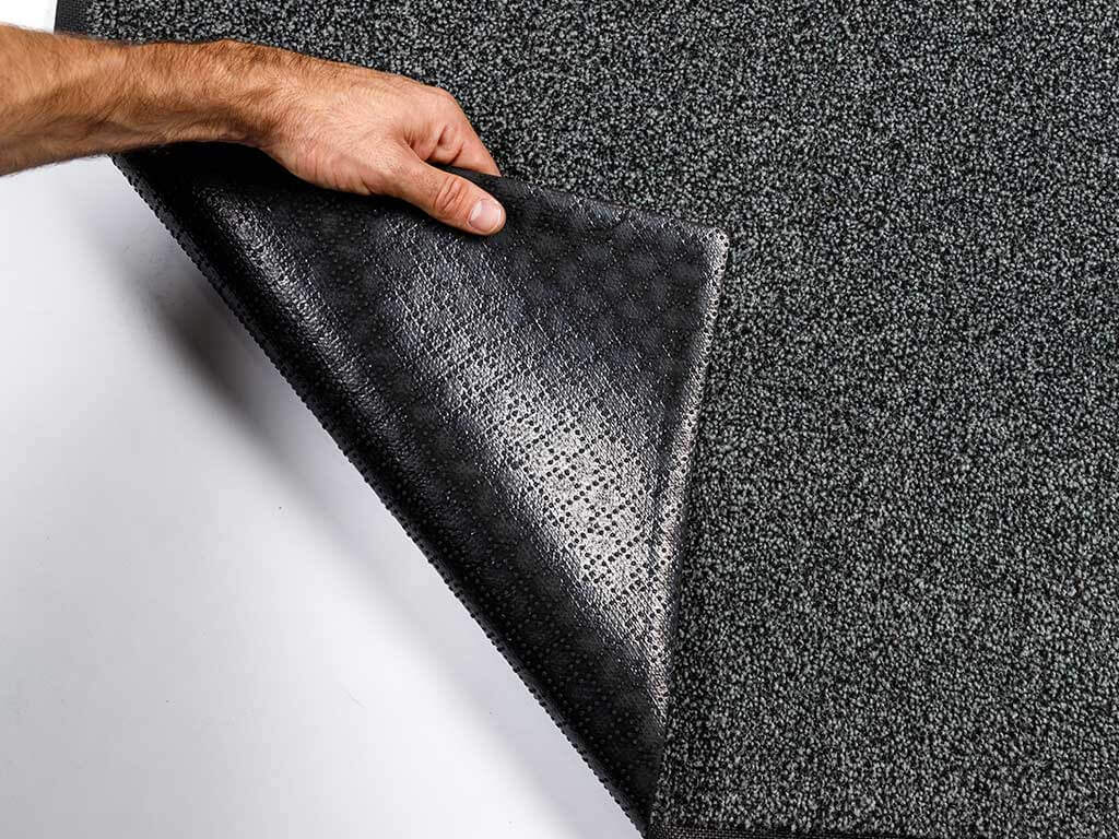 Nylon schoonloopmat met rubbere onderkant Nylon schoonloopmat met rubbere onderkant